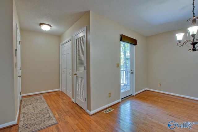 3018 Live Oak Lane, Huntsville, AL 35802