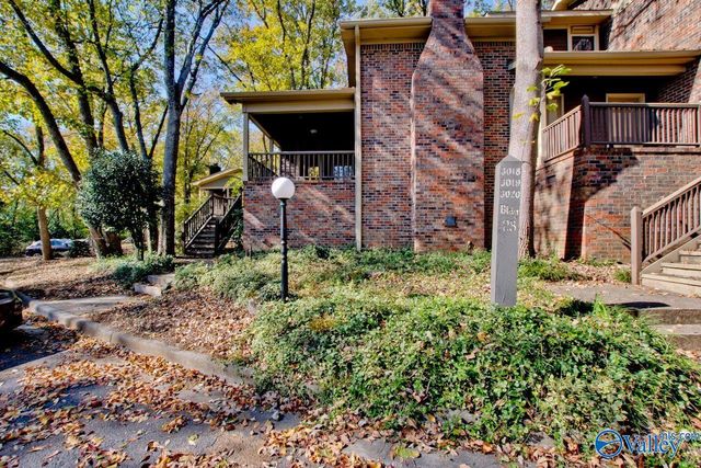 3018 Live Oak Lane, Huntsville, AL 35802