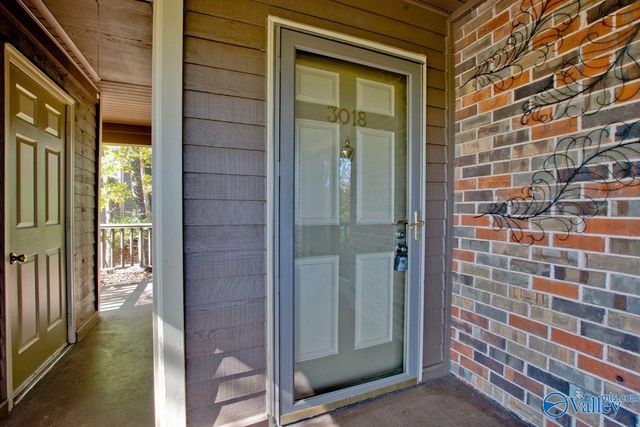 3018 Live Oak Lane, Huntsville, AL 35802