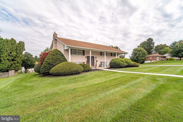 302 MAPLE ST, Wrightsville, PA 17368