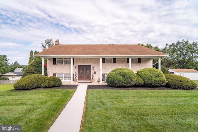 302 MAPLE ST, Wrightsville, PA 17368