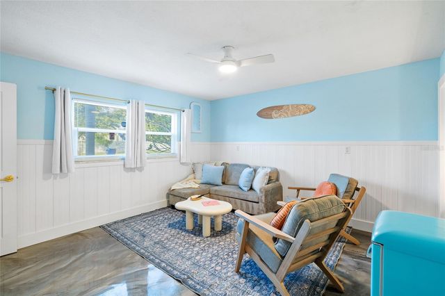 727 47TH STREET W, Palmetto, FL 34221