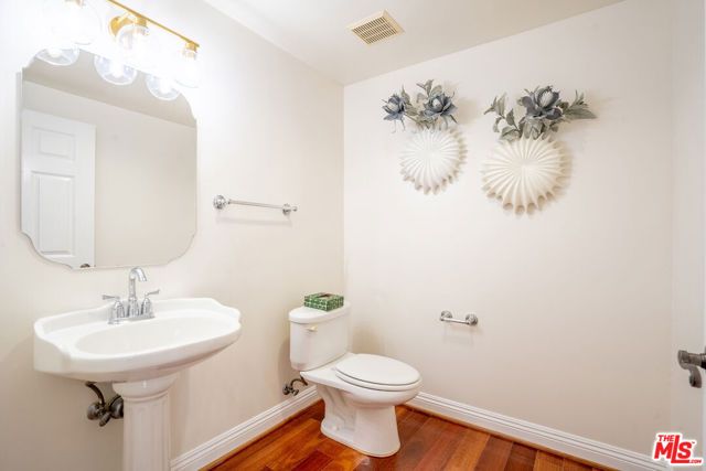 616 S Wilton Place 103, Los Angeles, CA 90005