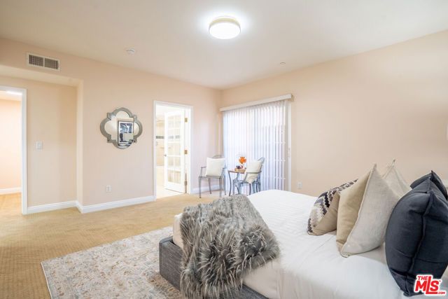 616 S Wilton Place 103, Los Angeles, CA 90005