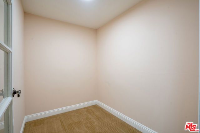 616 S Wilton Place 103, Los Angeles, CA 90005