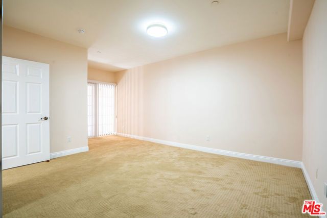 616 S Wilton Place 103, Los Angeles, CA 90005