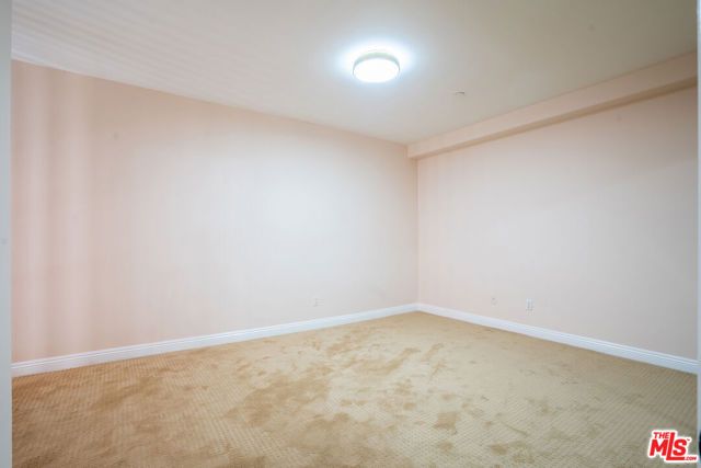 616 S Wilton Place 103, Los Angeles, CA 90005