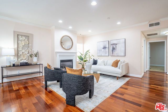 616 S Wilton Place 103, Los Angeles, CA 90005