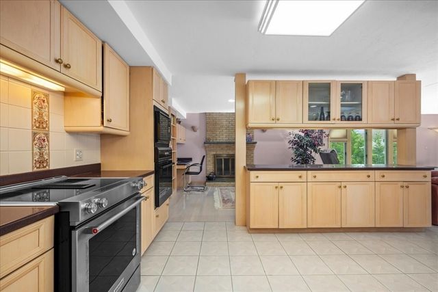 25 Curtis St, Auburn, MA 01501