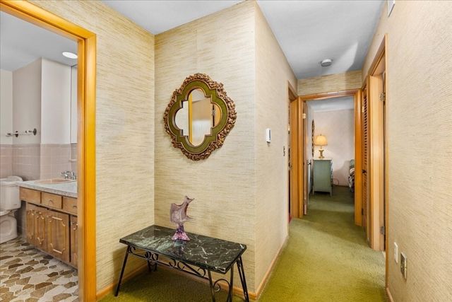 25 Curtis St, Auburn, MA 01501