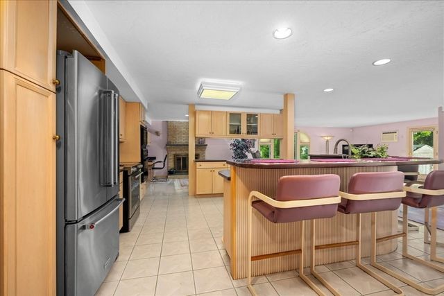 25 Curtis St, Auburn, MA 01501