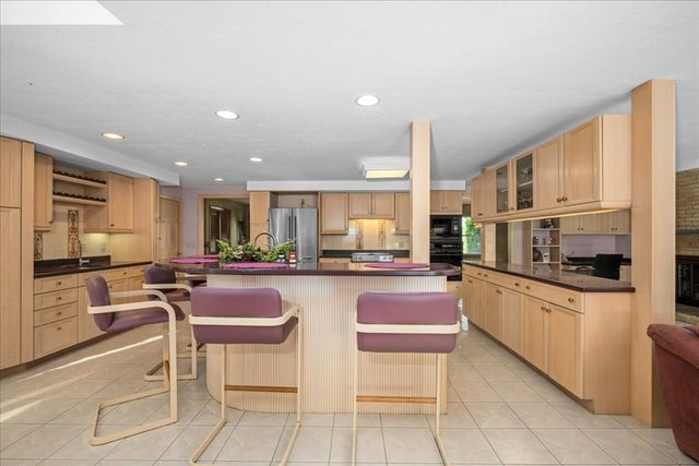 25 Curtis St, Auburn, MA 01501
