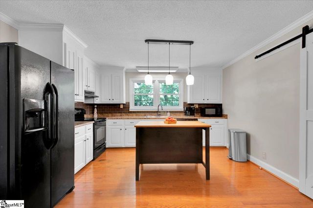 120 Echo Lane, Travelers Rest, SC 29690