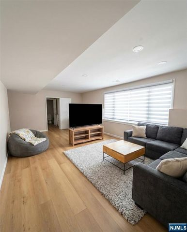 346 Alan Drive, Paramus, NJ 07652