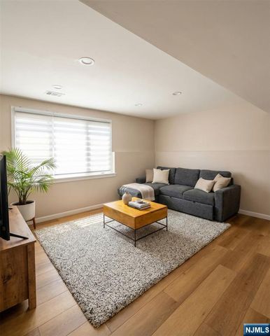 346 Alan Drive, Paramus, NJ 07652