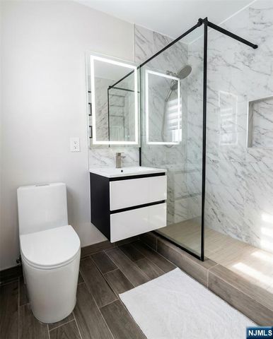 346 Alan Drive, Paramus, NJ 07652