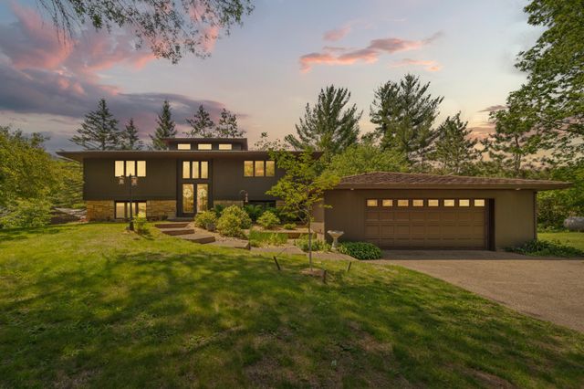2375 175th Street E, Faribault, MN 55021