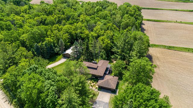 2375 175th Street E, Faribault, MN 55021