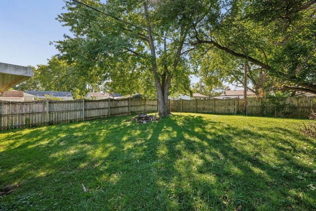 809 Maurine Drive, Columbus, OH 43228