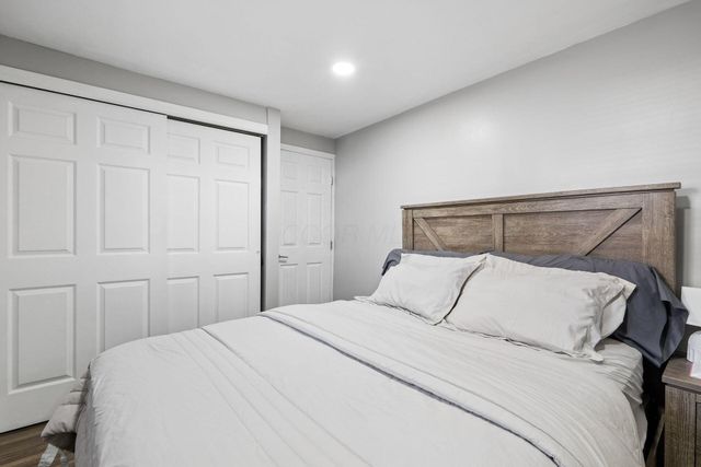 809 Maurine Drive, Columbus, OH 43228