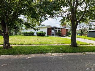 8408 Buckthorn Drive, Berkeley, MO 63134