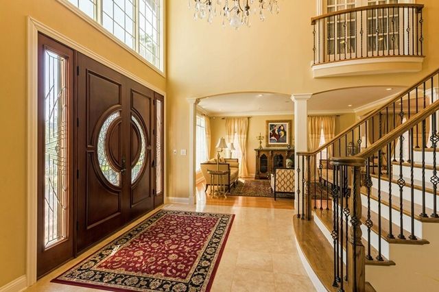 7902 Central Avenue, Morton Grove, IL 60053