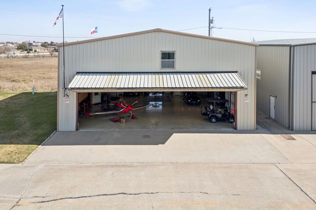 917 Aviator Drive, Fort Worth, TX 76179