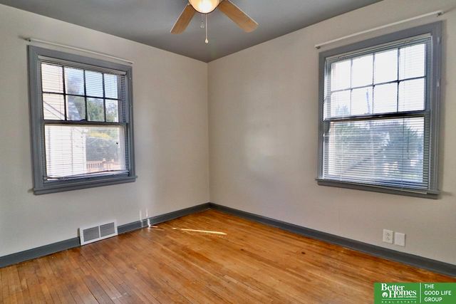 6457 Poppleton Avenue, Omaha, NE 68106