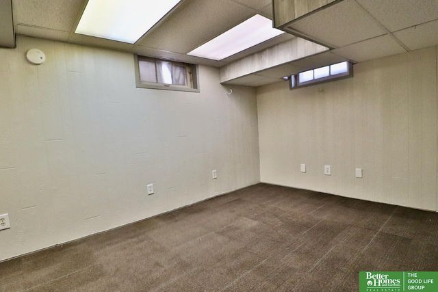 6457 Poppleton Avenue, Omaha, NE 68106