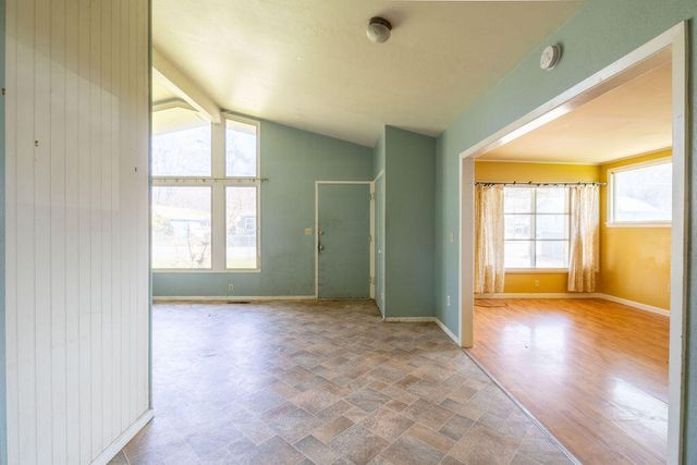 1512 Clara Avenue, Grants Pass, OR 97527