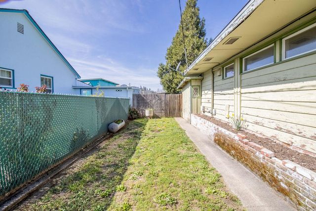 1512 Clara Avenue, Grants Pass, OR 97527