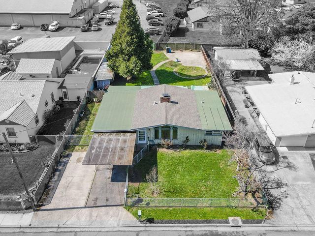 1512 Clara Avenue, Grants Pass, OR 97527