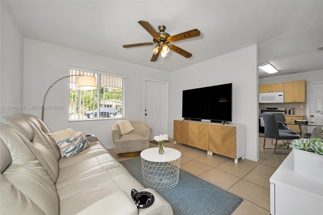 2275 SW 61st Ave, Miami, FL 33155