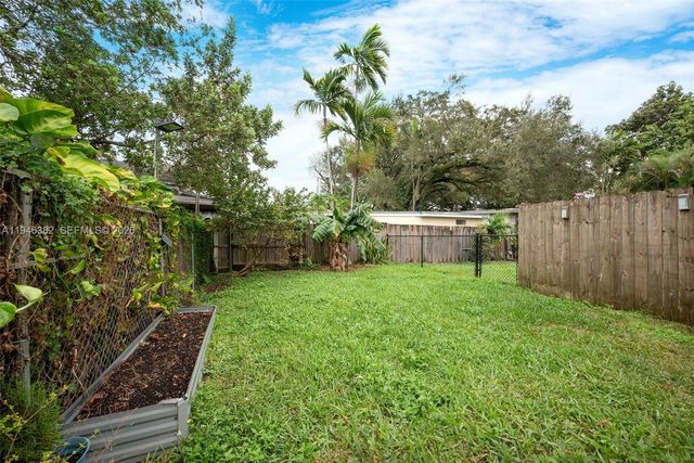 2275 SW 61st Ave, Miami, FL 33155