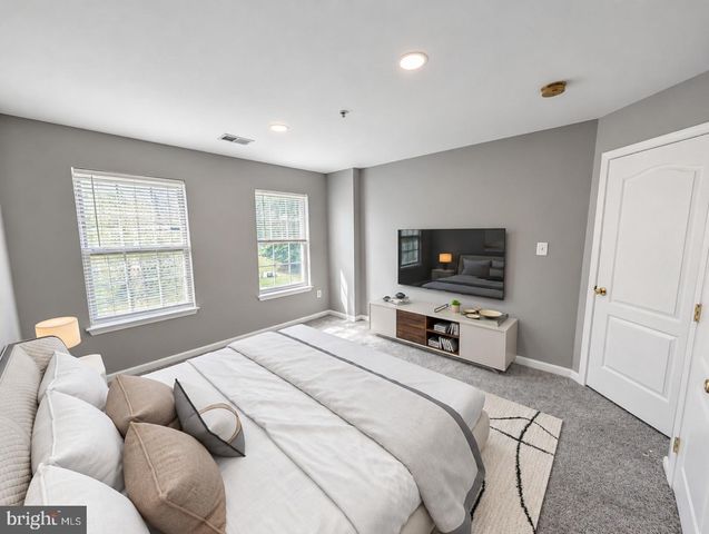10214 ROLLING GREEN WAY, Fort Washington, MD 20744