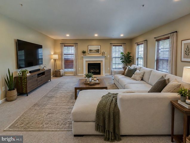 10214 ROLLING GREEN WAY, Fort Washington, MD 20744