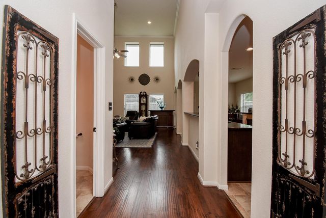 5039 Crystal Bluff Court, Richmond, TX 77407