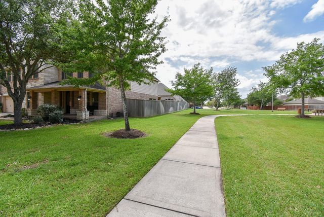 5039 Crystal Bluff Court, Richmond, TX 77407