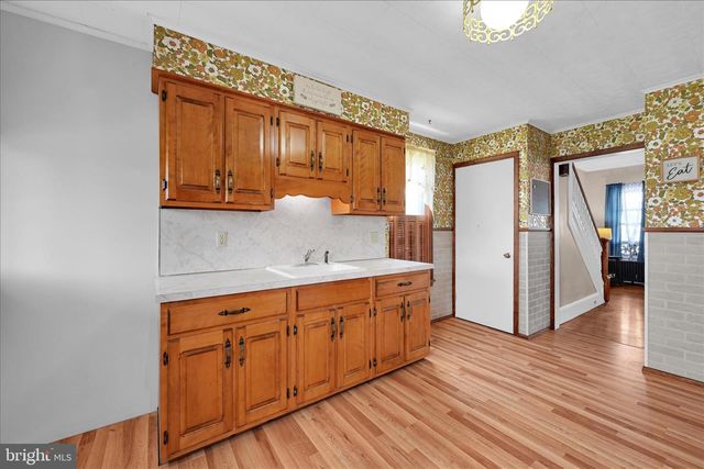 70 SCHUYLKILL ST, Cressona, PA 17929