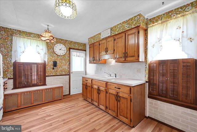 70 SCHUYLKILL ST, Cressona, PA 17929
