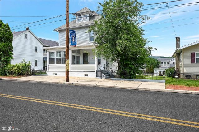 70 SCHUYLKILL ST, Cressona, PA 17929