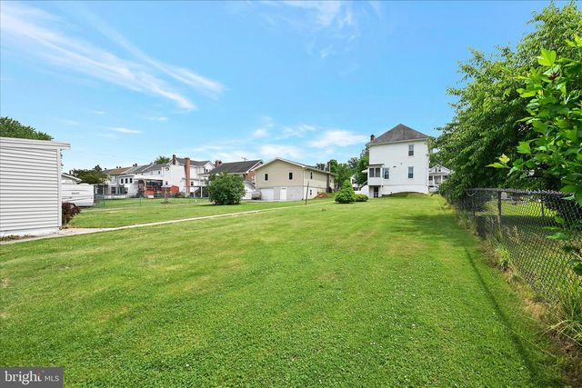 70 SCHUYLKILL ST, Cressona, PA 17929
