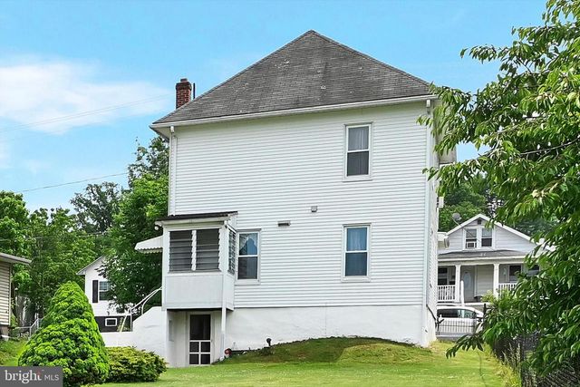 70 SCHUYLKILL ST, Cressona, PA 17929