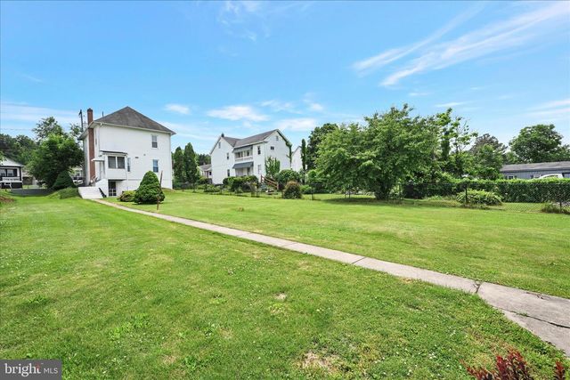 70 SCHUYLKILL ST, Cressona, PA 17929
