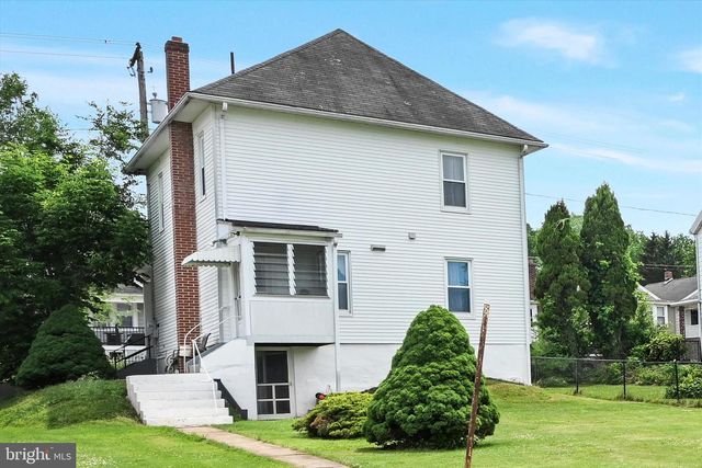 70 SCHUYLKILL ST, Cressona, PA 17929