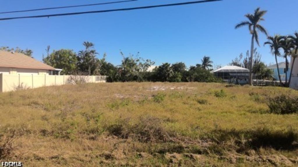 5547 Ann Arbor DR, Bokeelia, FL 33922