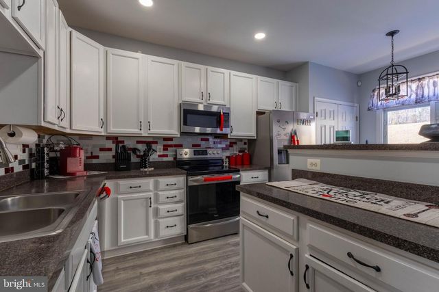 206 HILLSIDE CT, Stafford, VA 22554