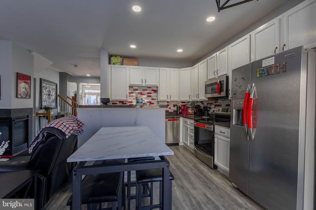 206 HILLSIDE CT, Stafford, VA 22554