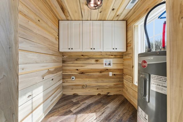 776 Norris Hollow Rd, Vanleer, TN 37181