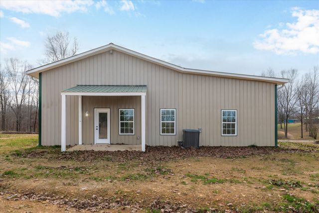 776 Norris Hollow Rd, Vanleer, TN 37181